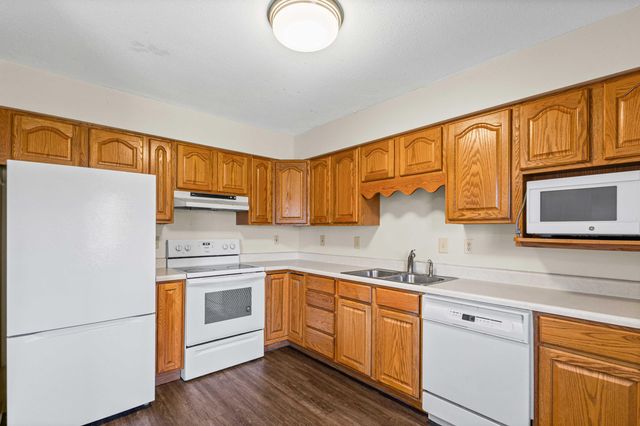 101 E EL CORTEZ DR, Columbia, MO 65203