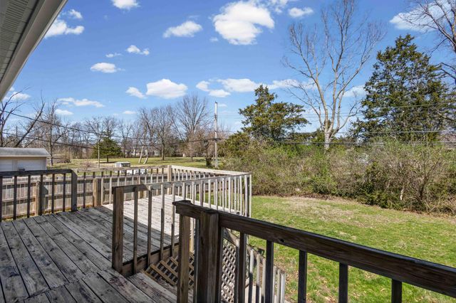 101 E EL CORTEZ DR, Columbia, MO 65203