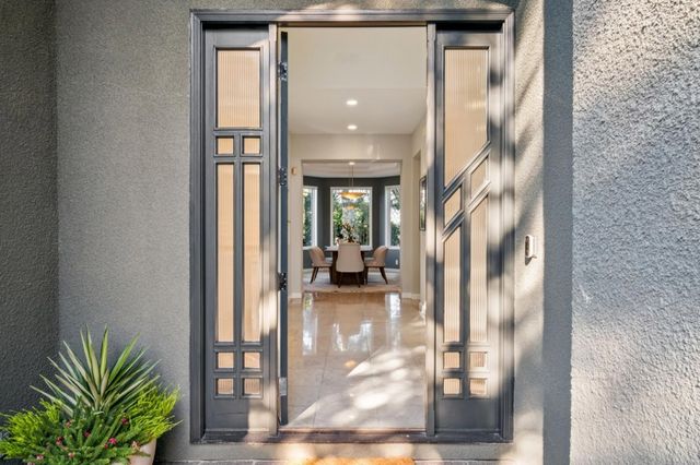 6000 CONTRA COSTA ROAD, Oakland, CA 94618