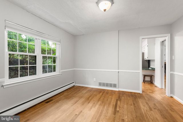 265 VINCENT RD, Paoli, PA 19301