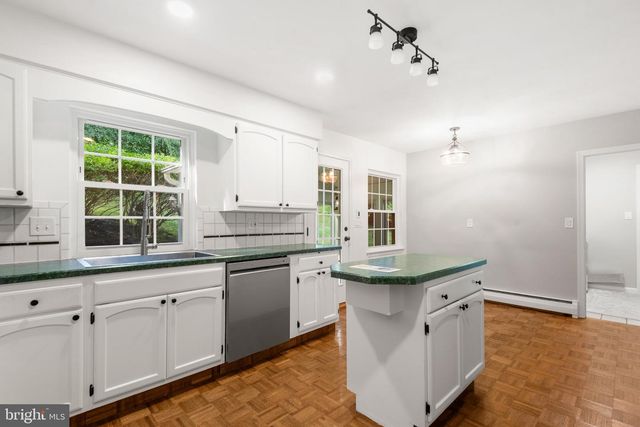 265 VINCENT RD, Paoli, PA 19301