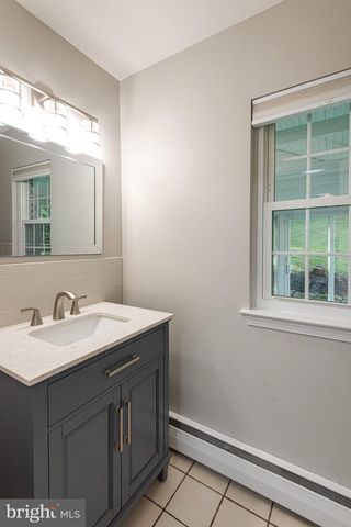 265 VINCENT RD, Paoli, PA 19301