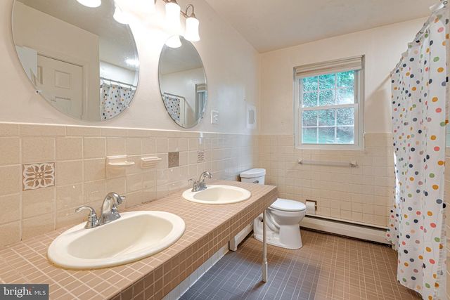 265 VINCENT RD, Paoli, PA 19301