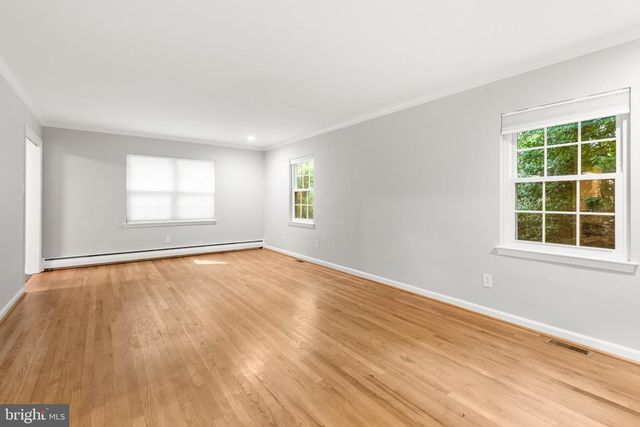 265 VINCENT RD, Paoli, PA 19301