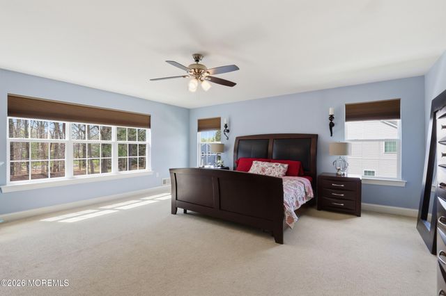 4 Firenze Road, Jackson, NJ 08527