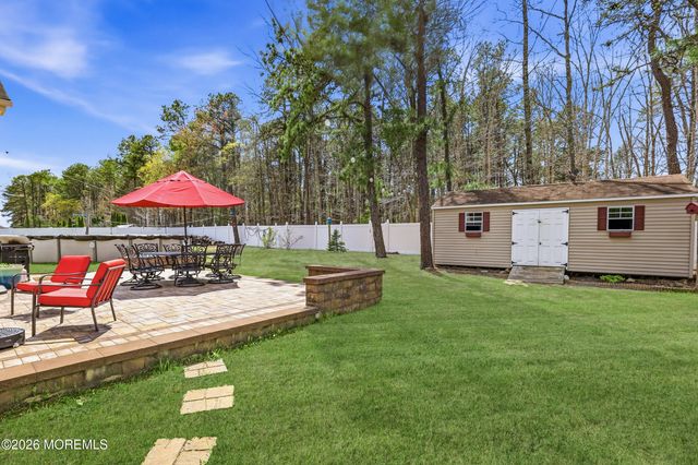 4 Firenze Road, Jackson, NJ 08527