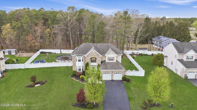 4 Firenze Road, Jackson, NJ 08527