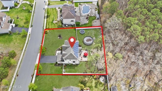 4 Firenze Road, Jackson, NJ 08527