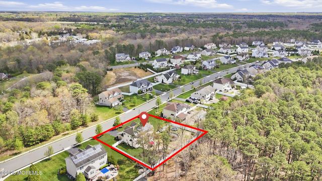 4 Firenze Road, Jackson, NJ 08527