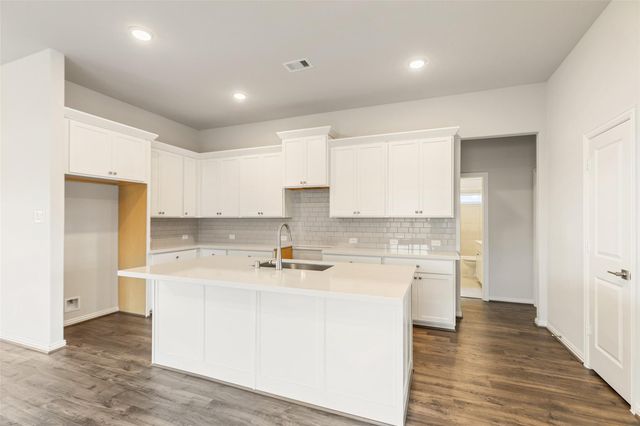 519 Selaura Street, Rosenberg, TX 77471