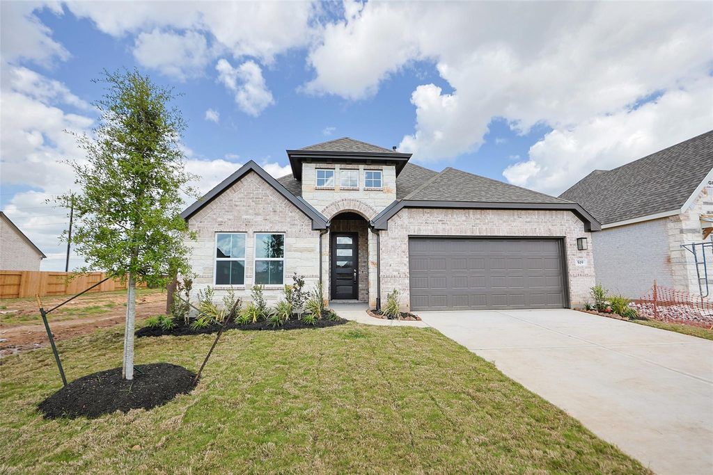 519 Selaura Street, Rosenberg, TX 77471