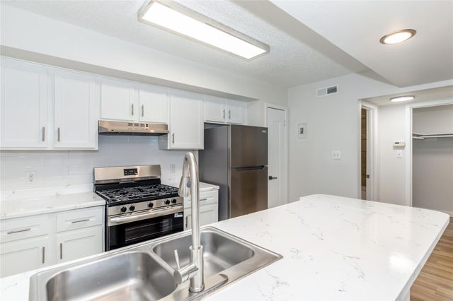 6008 N Lamar BLVD 114, Austin, TX 78752