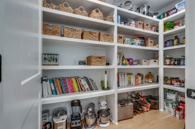 564 Mt Olive Cemetery Rd, Lynnville, TN 38472