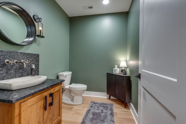 564 Mt Olive Cemetery Rd, Lynnville, TN 38472