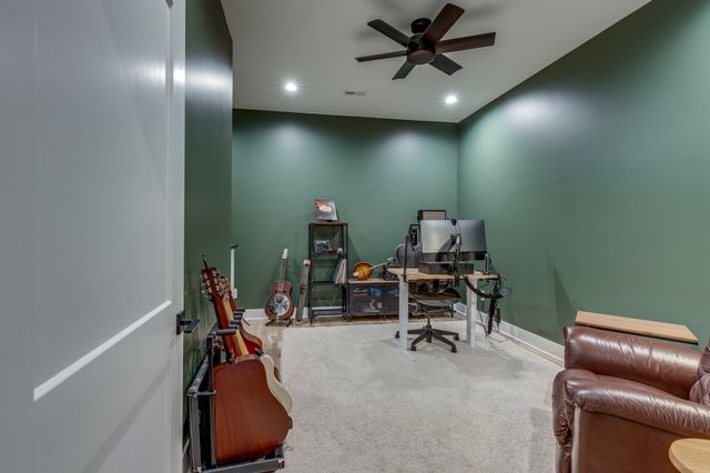 564 Mt Olive Cemetery Rd, Lynnville, TN 38472