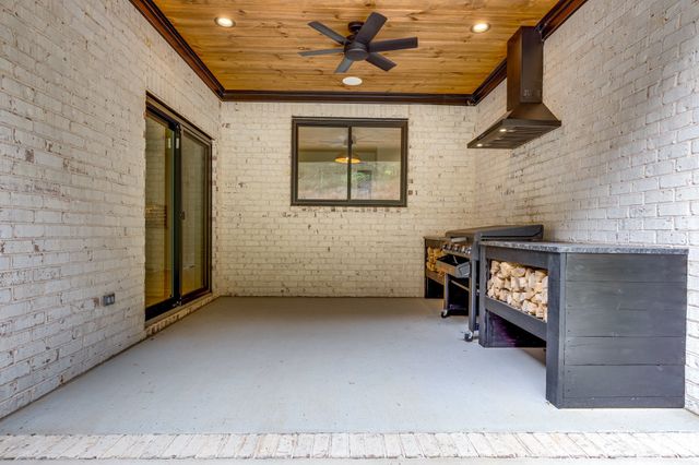 564 Mt Olive Cemetery Rd, Lynnville, TN 38472