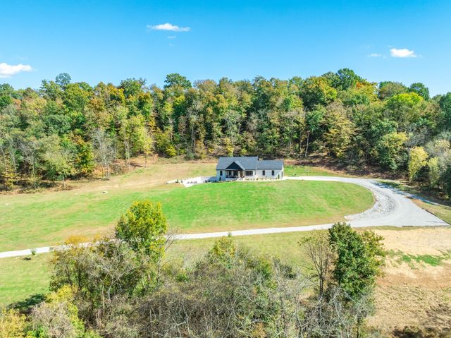 564 Mt Olive Cemetery Rd, Lynnville, TN 38472