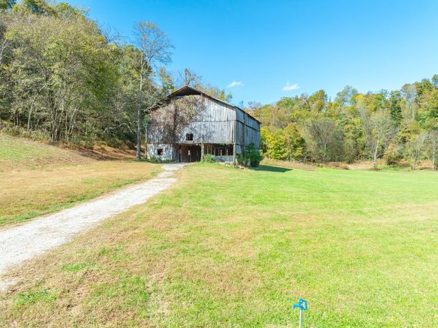 564 Mt Olive Cemetery Rd, Lynnville, TN 38472