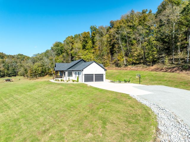 564 Mt Olive Cemetery Rd, Lynnville, TN 38472