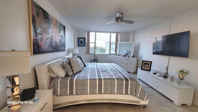 4001 Hillcrest Dr 705, Hollywood, FL 33021