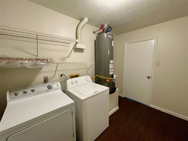 6619 Pleasant Stream Drive, Katy, TX 77449