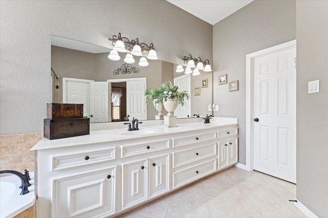 3721 Poets Court, Montgomery, TX 77356