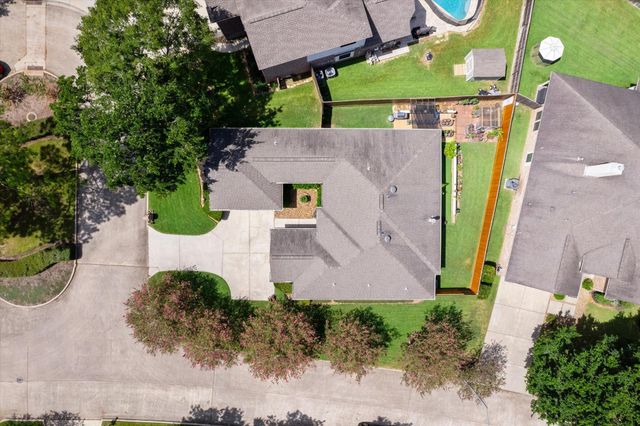 3721 Poets Court, Montgomery, TX 77356