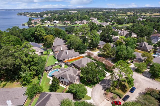 3721 Poets Court, Montgomery, TX 77356