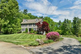70 Catherine Avenue, Hampstead, NH 03826