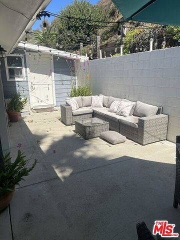 3952 Las Flores Canyon Road, Malibu, CA 90265
