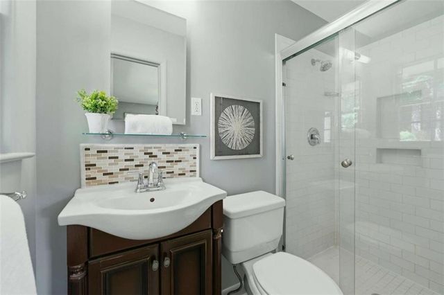 2016 Hollidon Road, Decatur, GA 30033