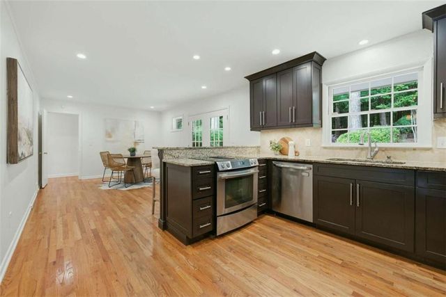 2016 Hollidon Road, Decatur, GA 30033