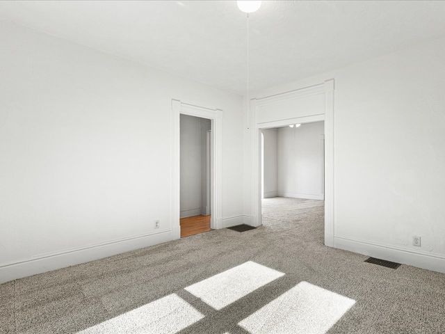 1227 Chestnut Street, Rockford, IL 61102