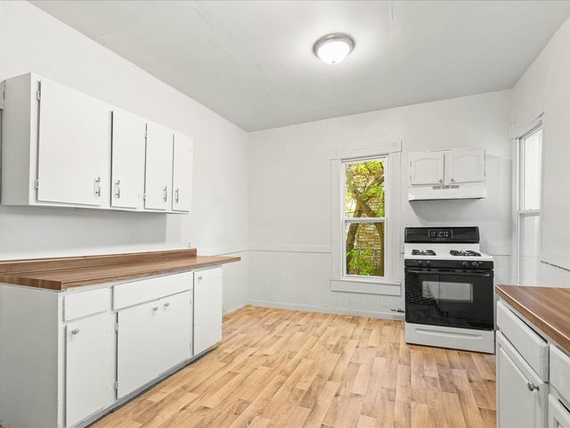 1227 Chestnut Street, Rockford, IL 61102