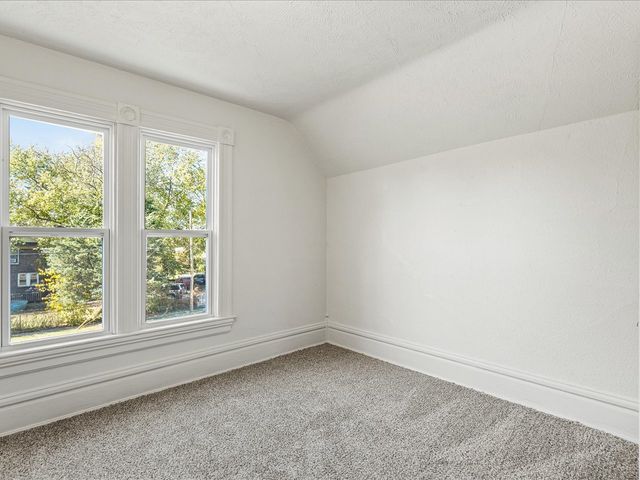 1227 Chestnut Street, Rockford, IL 61102