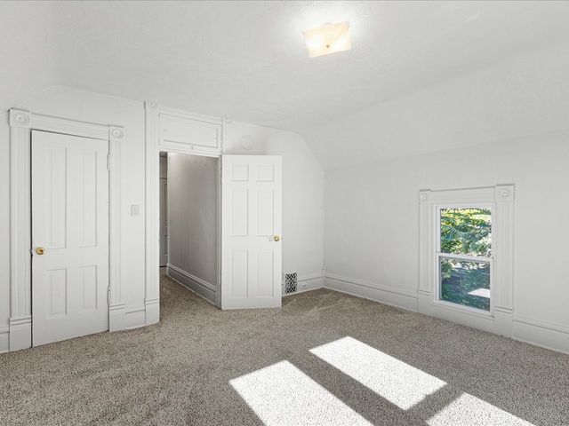 1227 Chestnut Street, Rockford, IL 61102