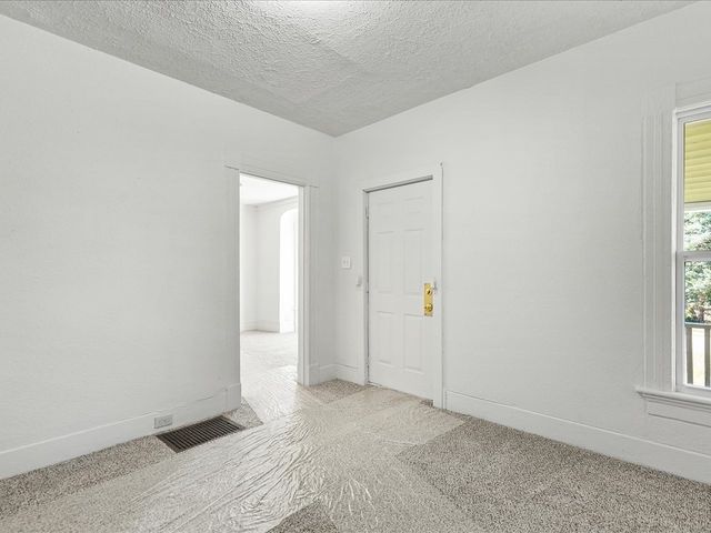 1227 Chestnut Street, Rockford, IL 61102