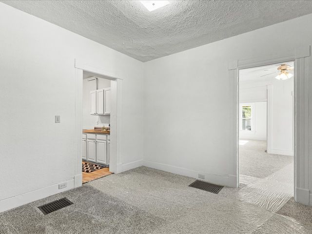 1227 Chestnut Street, Rockford, IL 61102