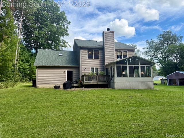 3301 Pine Bluff Court, Oregon Township, MI 48421