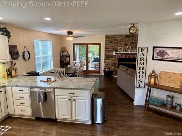 3301 Pine Bluff Court, Oregon Township, MI 48421