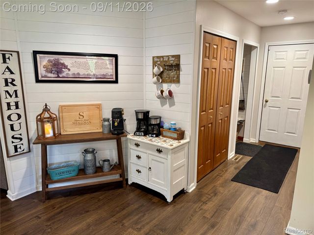 3301 Pine Bluff Court, Oregon Township, MI 48421