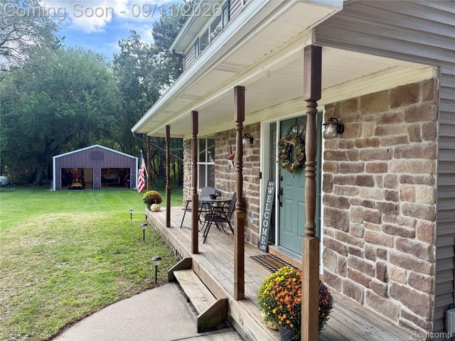 3301 Pine Bluff Court, Oregon Township, MI 48421