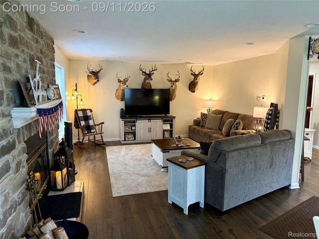 3301 Pine Bluff Court, Oregon Township, MI 48421
