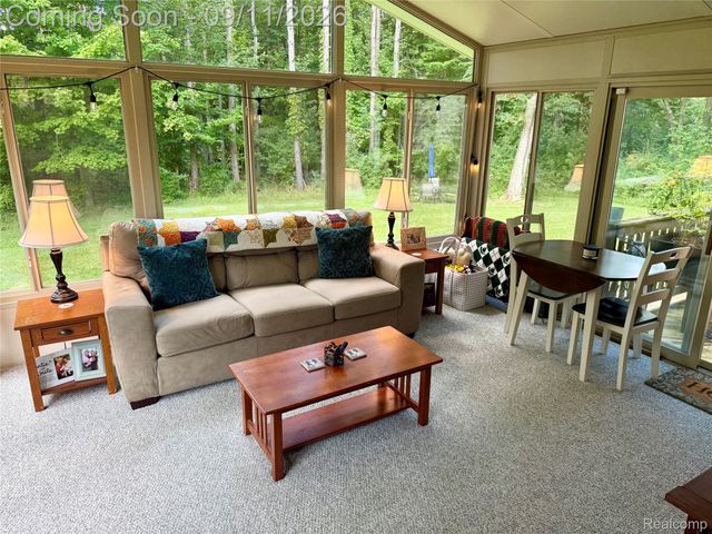 3301 Pine Bluff Court, Oregon Township, MI 48421