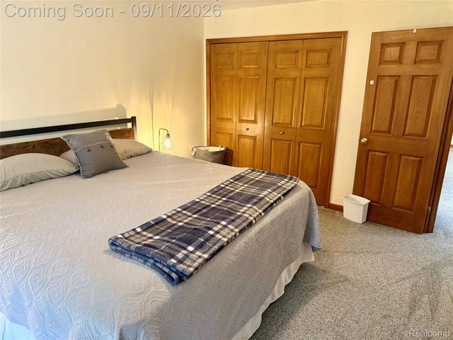 3301 Pine Bluff Court, Oregon Township, MI 48421