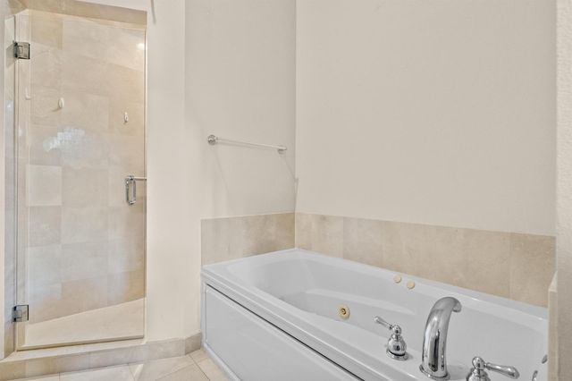 16102 Emerald Estates Drive 128, Weston, FL 33331
