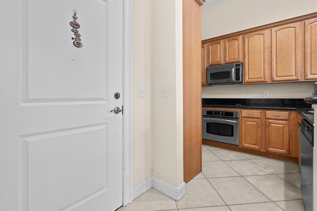16102 Emerald Estates Drive 128, Weston, FL 33331