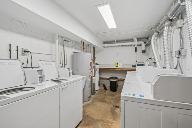 2619 W Agatite Avenue 2B, Chicago, IL 60625