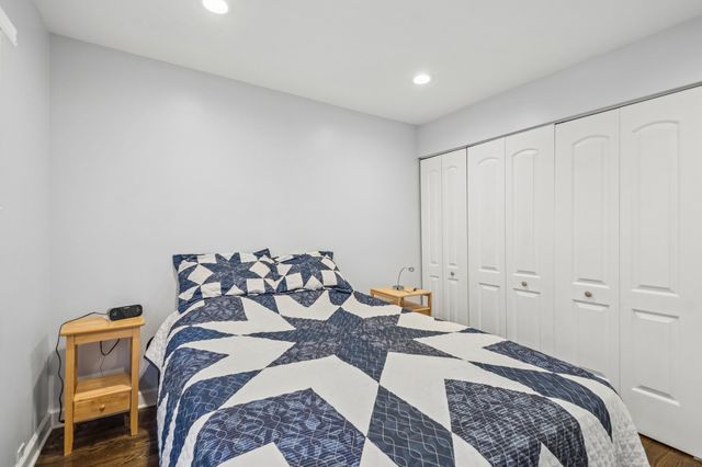 2619 W Agatite Avenue 2B, Chicago, IL 60625