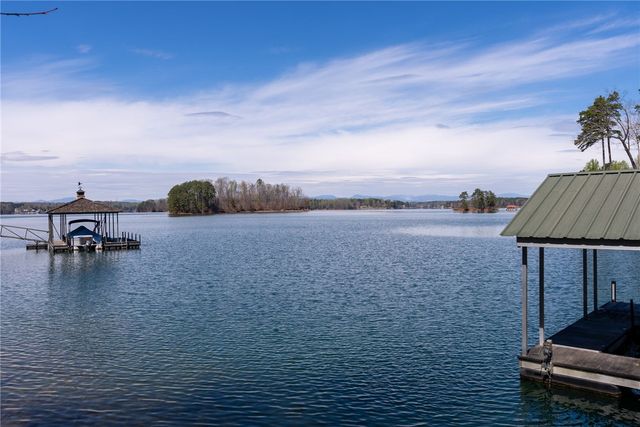 2516 Sugar Valley Road, Seneca, SC 29672